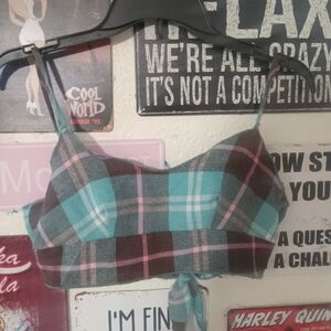 Pre-Owned Shein Plaid Back Tie crop Top
